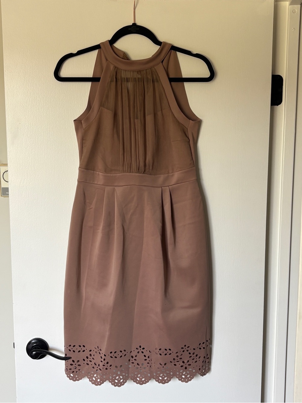 Sleeveless Mauve Scalloped Hem Dress. Handmade in Italy. Size M/L